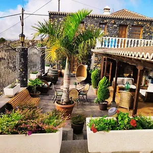 https://casa-kamela.in-canary-islands.com