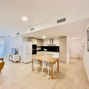 https://apartamento-horta-de-santa-maria-1.catalonia-hotels.com